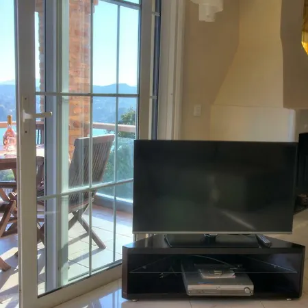 Διαμέρισμα Great View House